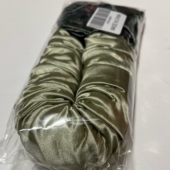 New Soft Heatless Curling Headband No Heat Ponytail Hairband Hair Curler (Green) - Picture 4 of 5